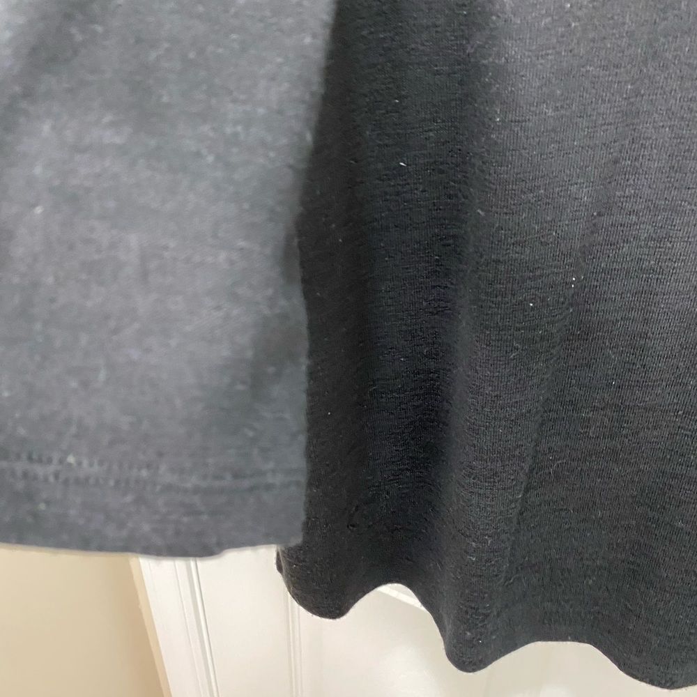41 Hawthorn long sleeve black v neck top, size large - Picture 12 of 16